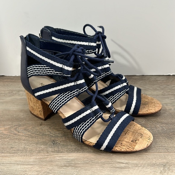 Fun Nine West sandals size 9. Leather and fabric with cork heels. Summer ready! - Picture 8 of 12